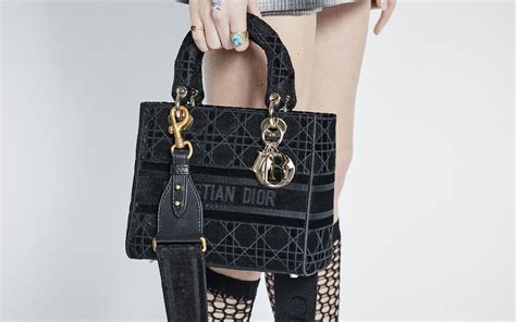 ma0032 dior bag|Lady D.